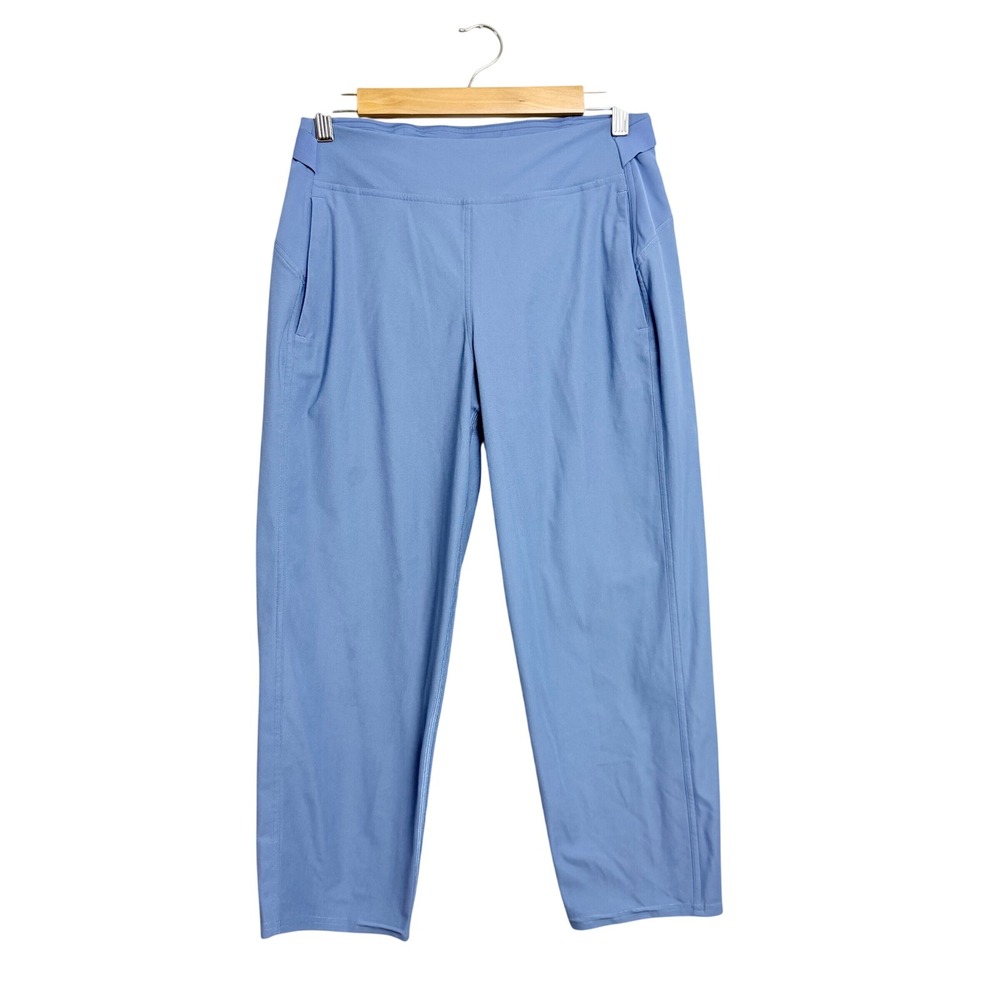 Lululemon Athletica Light Blue Cropped Athletic Yoga Pants Size 6 LW5CWES